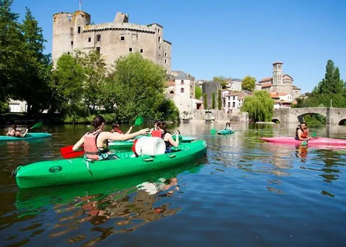 Heureux Hasard 招待所 3*